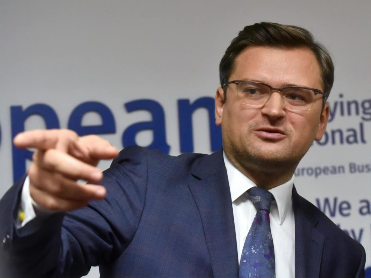 Глава МИД Украины Кулеба назвал Россию пандемией