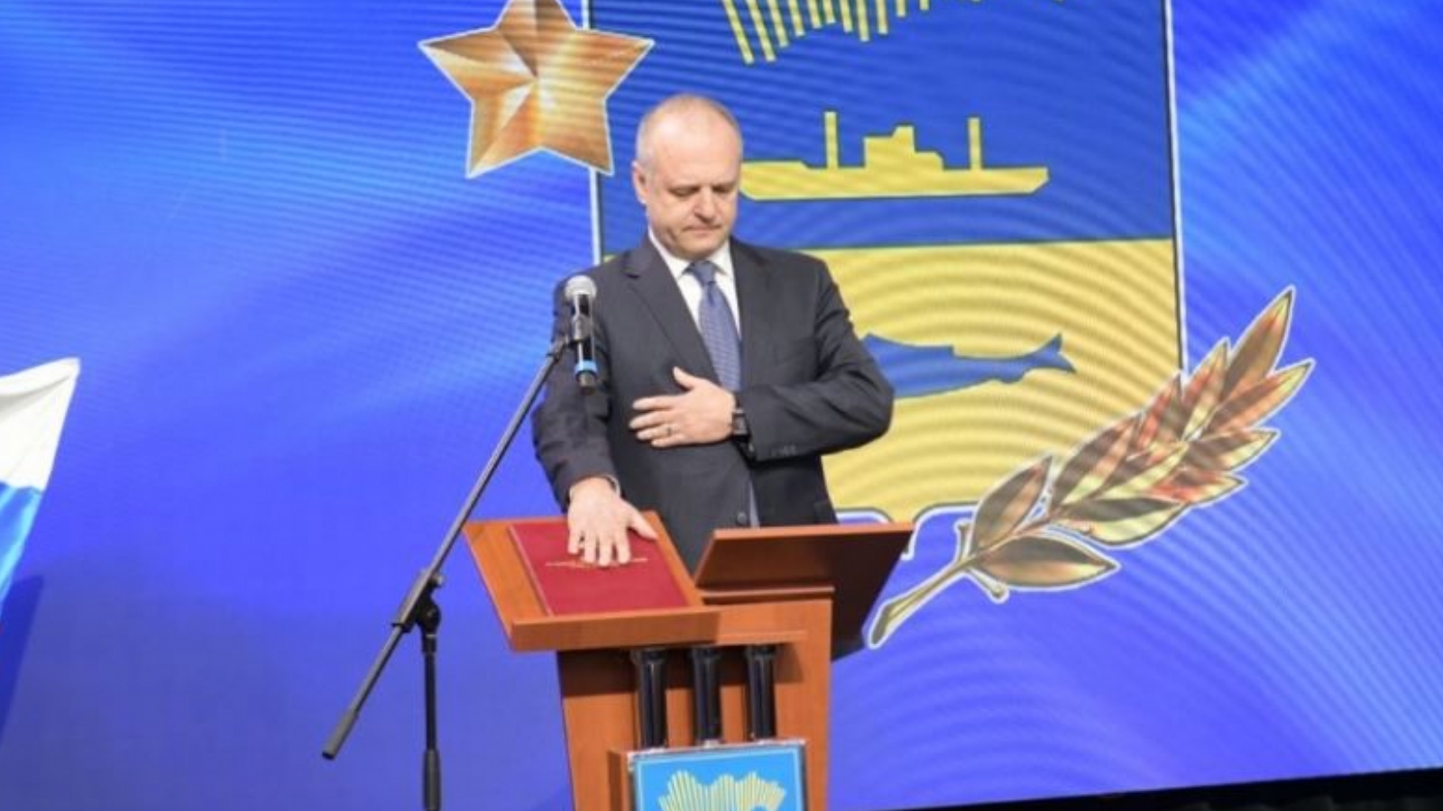 Мурманск ожидает отставки мэра