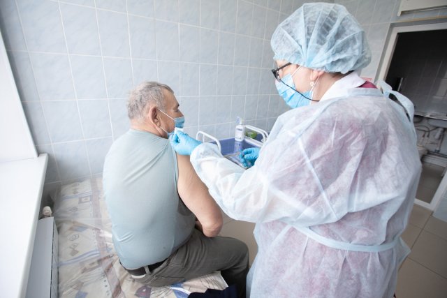 Томская область получит еще 24 тысячи доз вакцины от CОVID-19