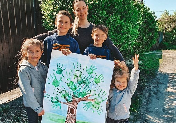 Победитель конкурса рисунков в рамках акции «Сад памяти» отправится на финальную посадку деревьев в Брест