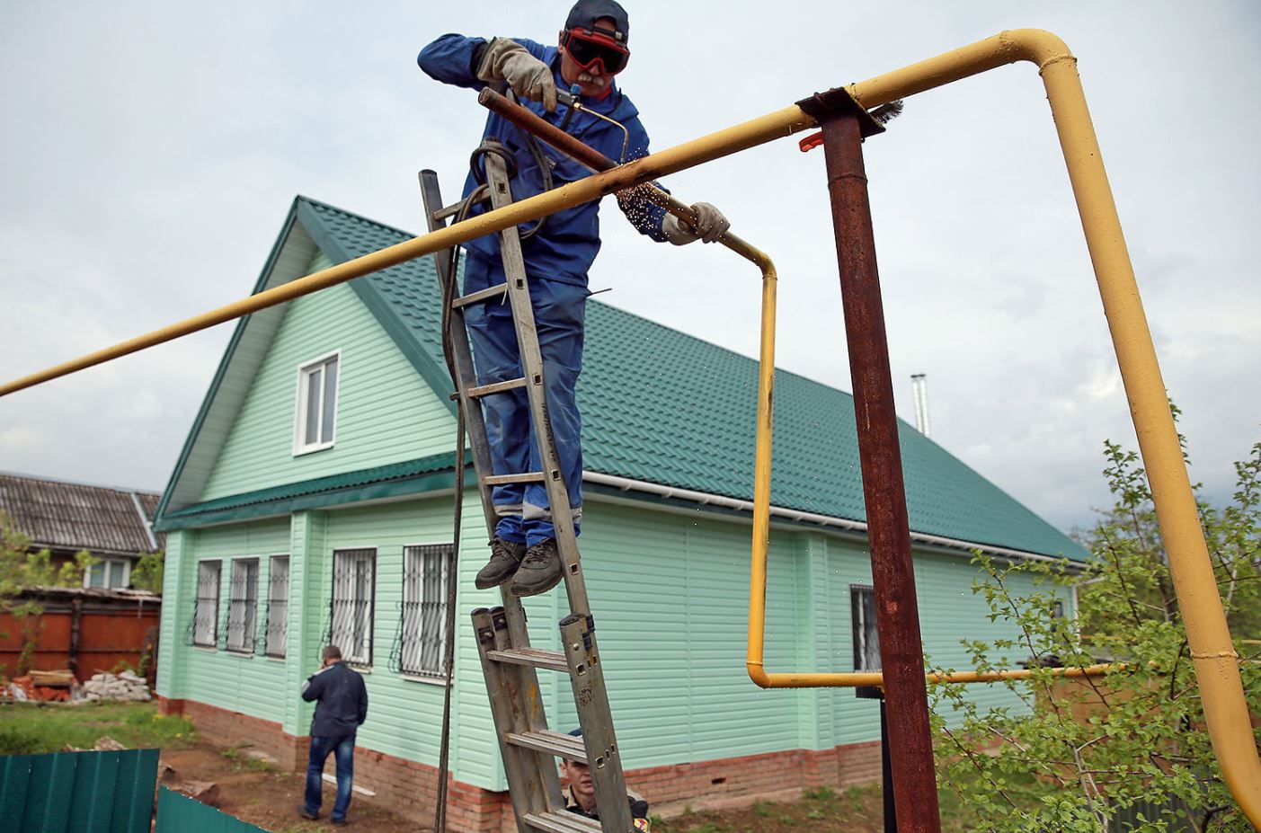 Жителям газифицированных поселков Томской области бесплатно подведут газ