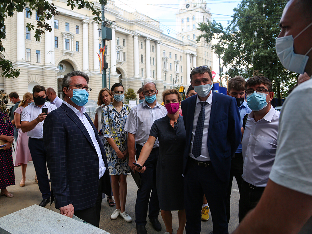 Мэр Воронежа обсудил вопросы реконструкции главной улицы города