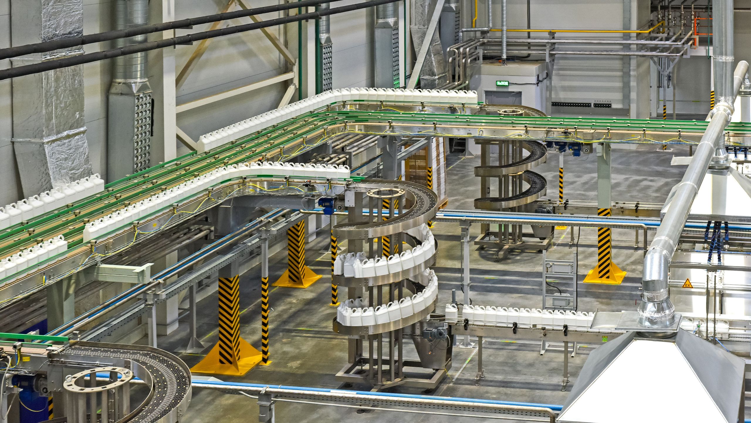 На заводе «Август-Алабуга» произвели более 11,5 млн литров препаратов по итогам сезона 2020-202