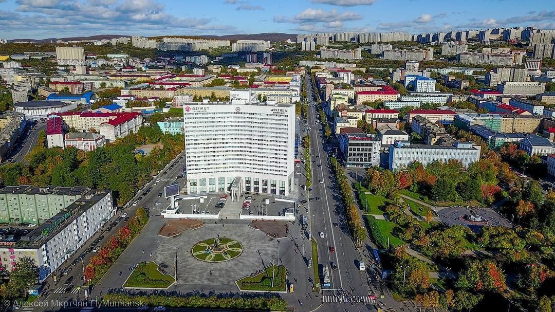 Мц мурманске. Город Мурманск площадь пять углов. Мурманск 5 углов. В городе Мурманске площадь 5 углов. Центральная площадь пять углов в Мурманске.