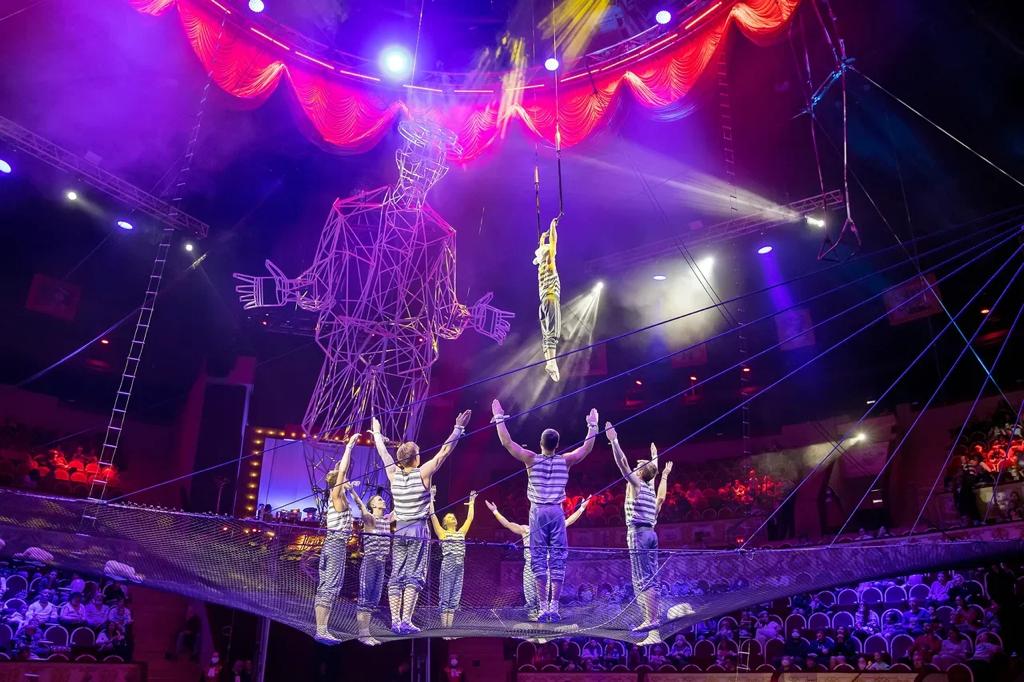 Знаковая премьера к юбилею Юрия Никулина состоялась в Большом Санкт-Петербургском цирке имени Чинизелли