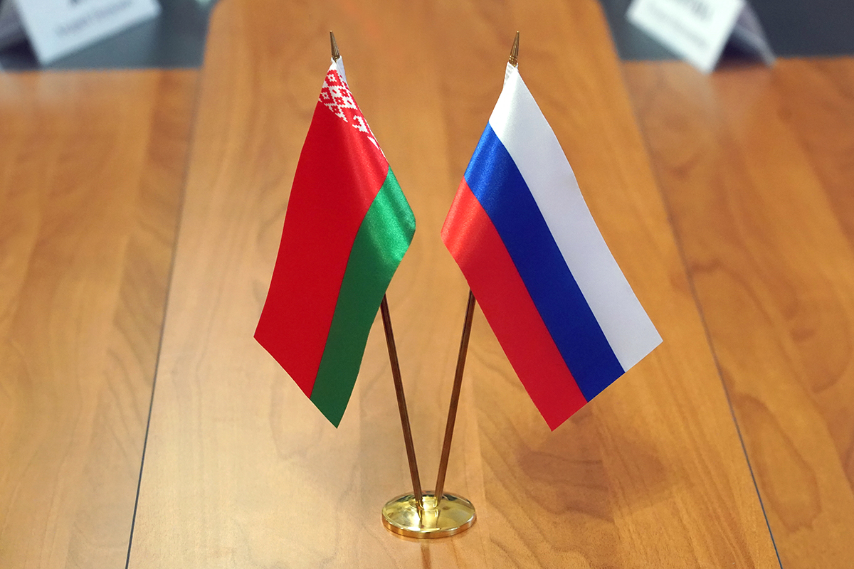 Парламентарии Союза Беларуси и России обсудили вопросы сотрудничества с Калининградской областью