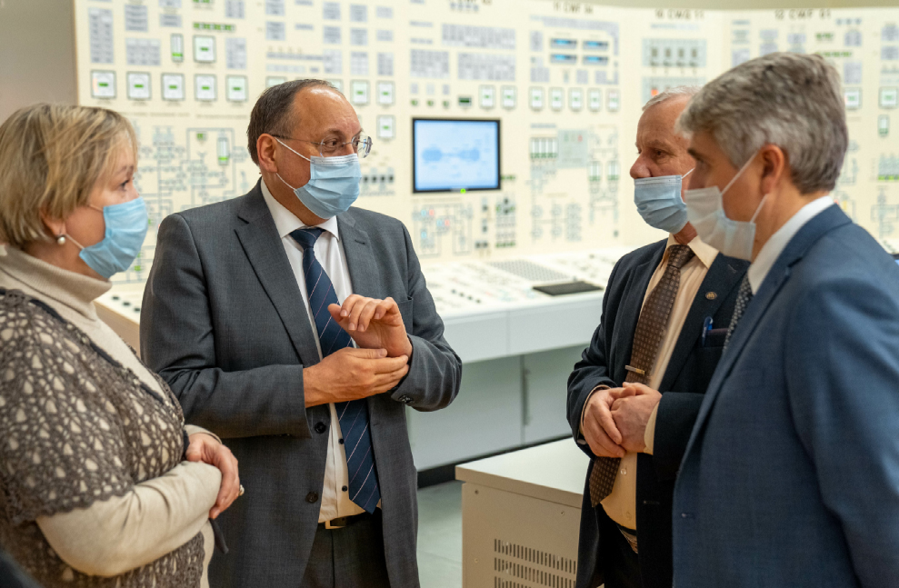 Нововоронежскую АЭС посетил французский специалист в области безопасности атомных станций