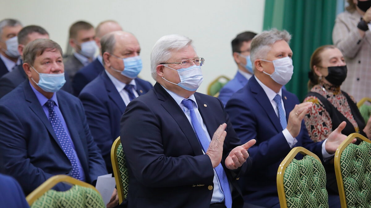 Школа искусств и новая ферма открылись в селах Томской области