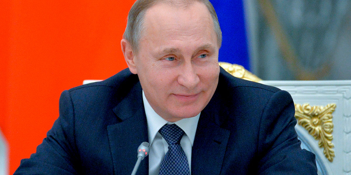 Президент РФ Путин поблагодарил ОНФ за работу с обращениями граждан, поступающими на прямую линию