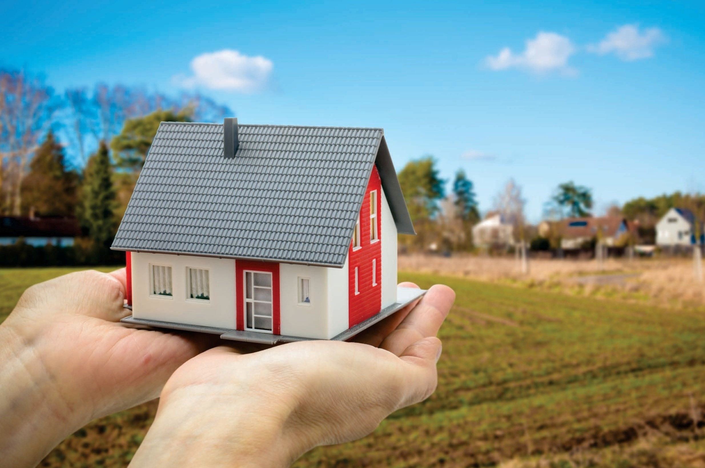 За год 700 томских семей получили жилье благодаря сельской ипотеке и господдержке