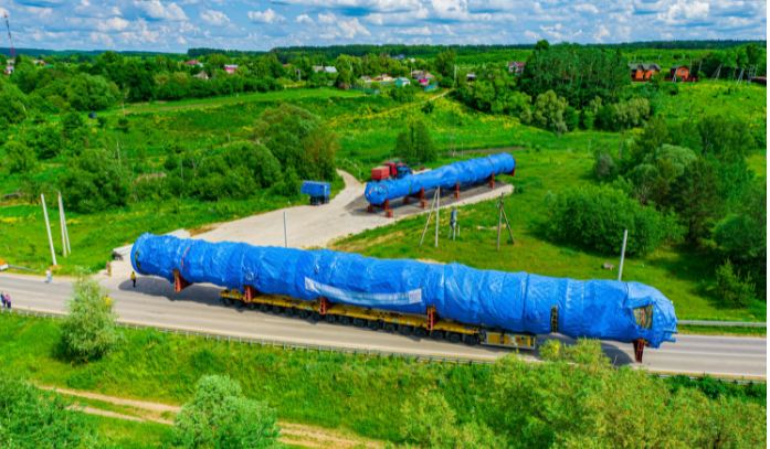 «Щекиноазот» транспортирует крупнотоннажное оборудование на промплощадку