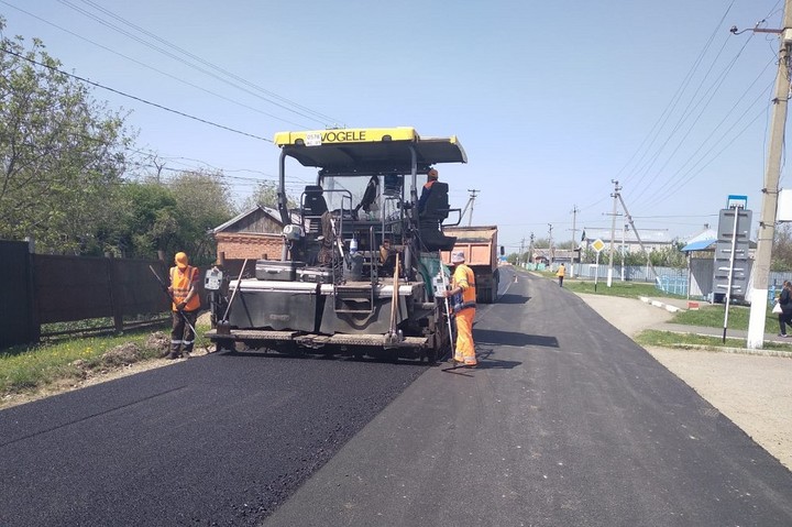 В Шовгеновском районе Адыгеи по дорожному нацпроекту отремонтировали три участка трасс