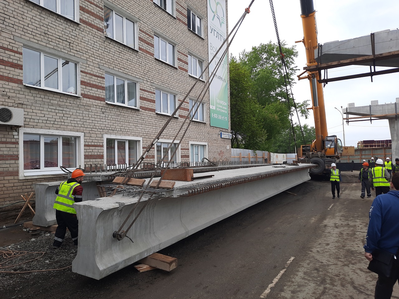 Около 100 жилых домов и соцобъектов отремонтирует Свердловская область в Макеевке