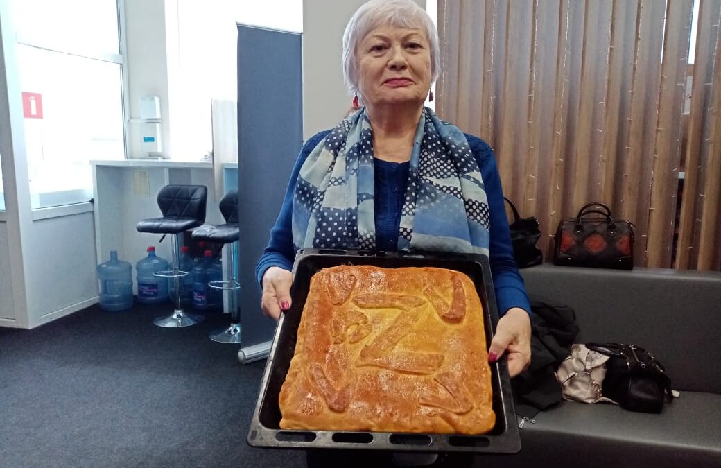 «Приморье Zа наших. Шаг к Победе!»: в крае проходит флешмоб по вязанию носков для военнослужащих, участников СВО