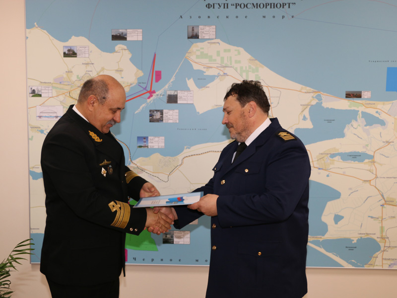 Объявлена благодарность Министра транспорта Российской Федерации лоцману Азово-Черноморского бассейнового филиала