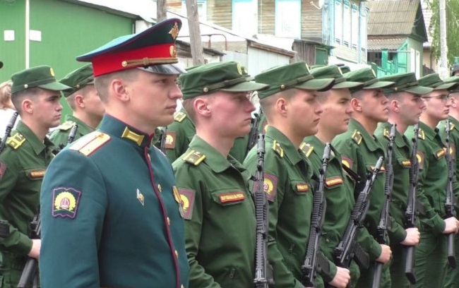 В Саратовской области увековечили память о герое СВО – коменданте Вольска
