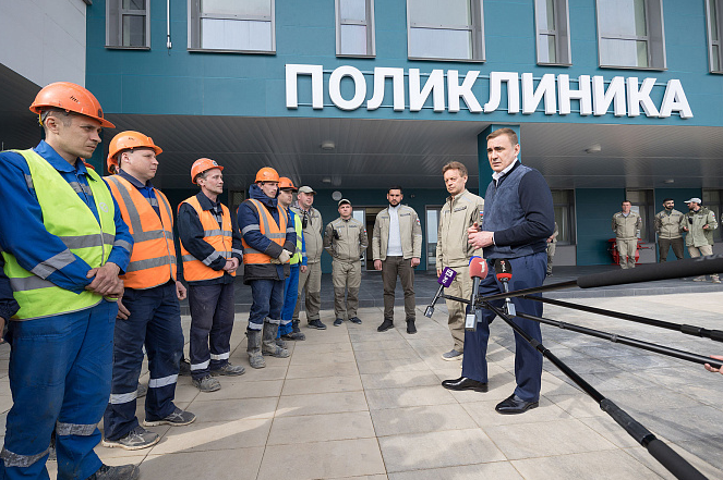 Дюмин проинспектировал строительство онкоцентра