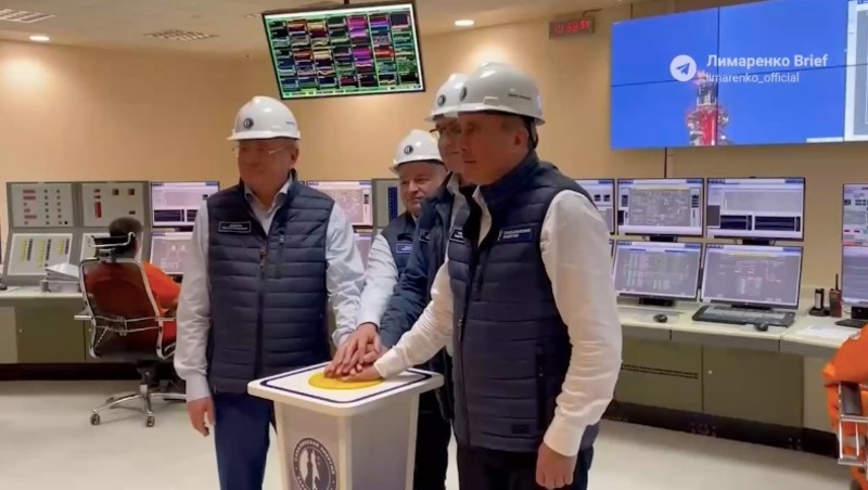 Валерий Лимаренко принял участие в открытии нового нефтегазового объекта на Сахалине sakh.online