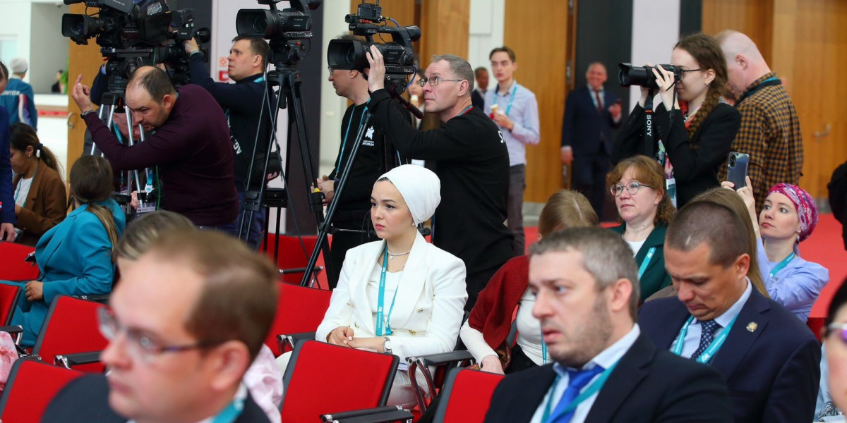 Губернатор Владимир Мазур презентовал инвестиционный потенциал Томской области на «KazanForum»