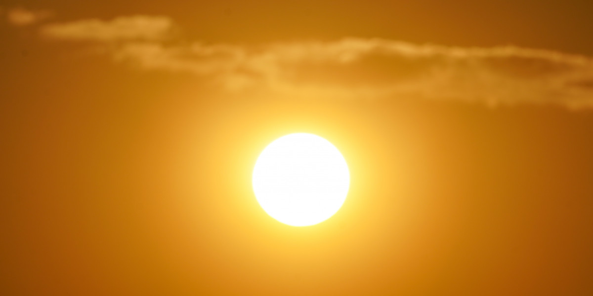 Врач-кардиолог Дмитрий Орловский перечислил главные симптомы солнечного удара