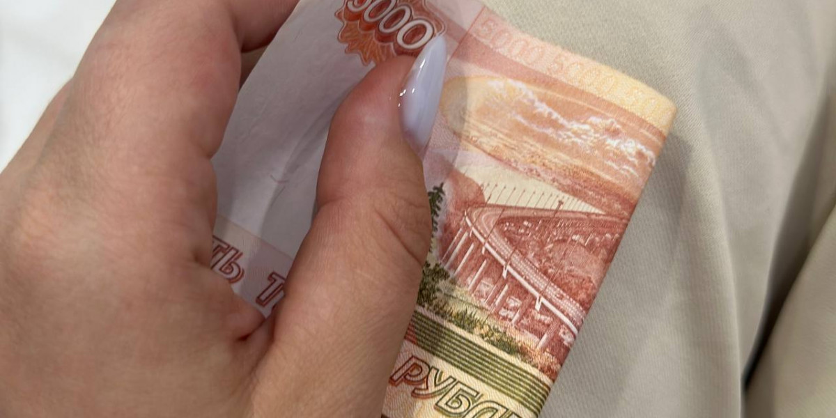 В Ижевск женщина-курьер мошенников забрала у семи пенсионеров 1,3 млн рублей