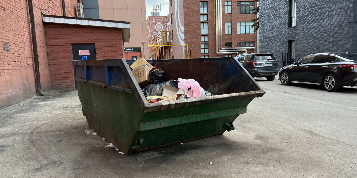 В Прикамье чиновника осудили за закопанный в землю мусор