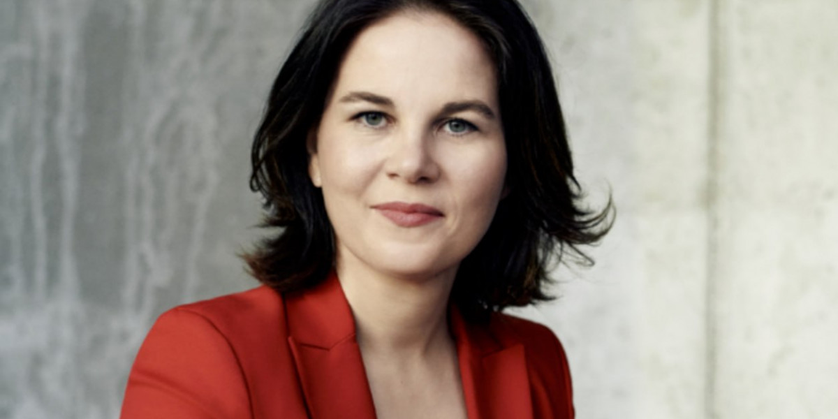 Шпицен заявил о страхе немцев от возможного назначения Бербок на пост канцлера редакции