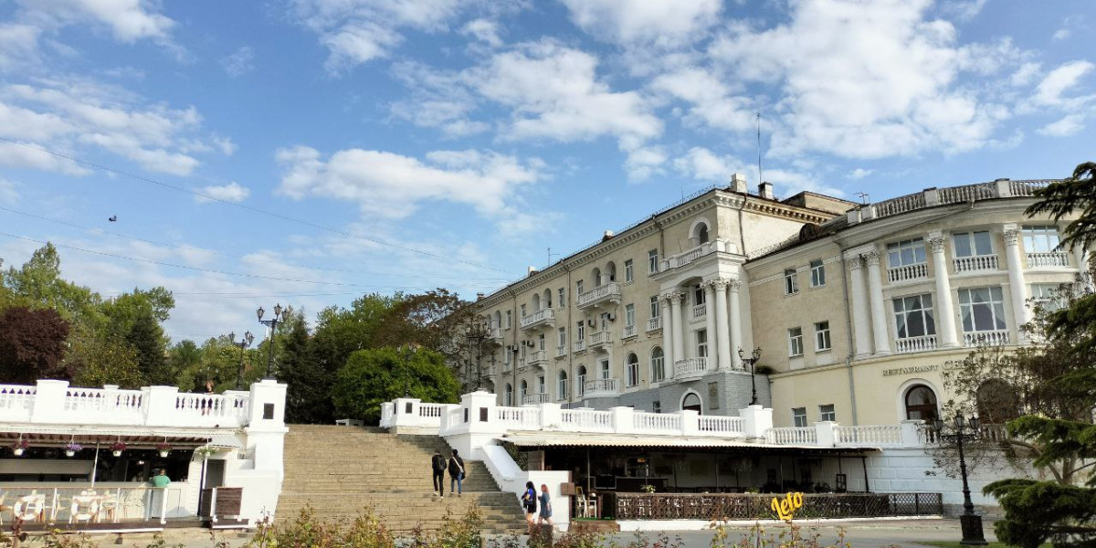 Главой Евпатории официально назначен Александр Юрьев