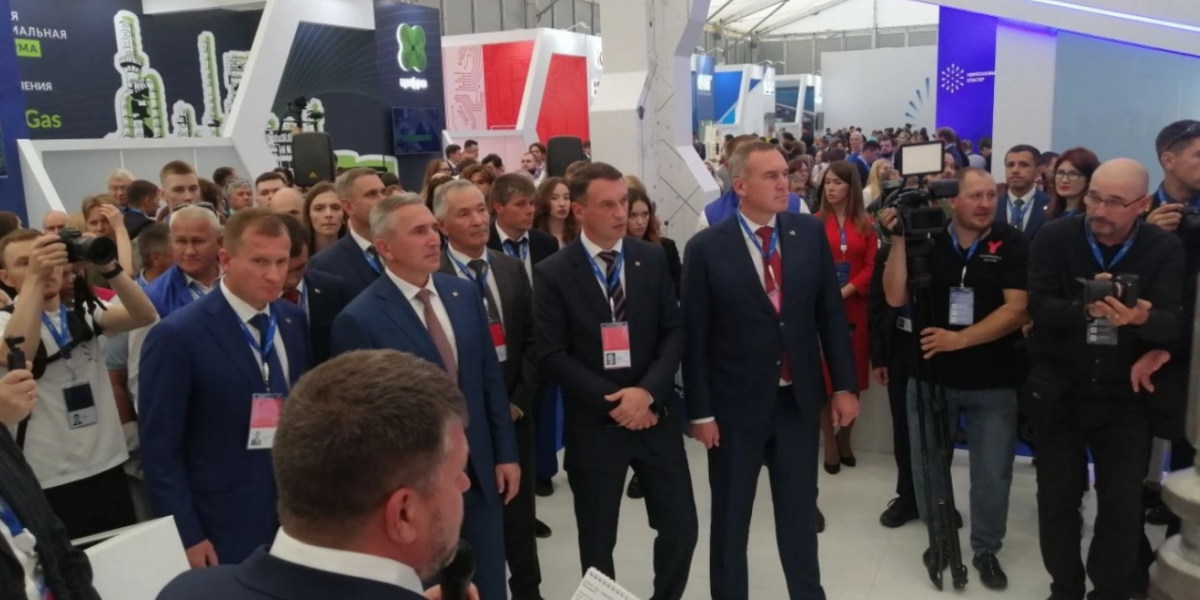 Моор: Межвузовский кампус будет готовить профессионалов для предприятий ТЭК