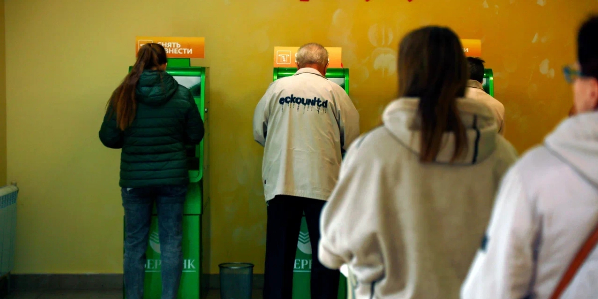 В Чувашии работница швейного предприятия перечислила телефонным аферистам миллион рублей