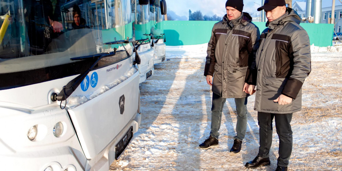 Компания «Щекиноазот» приобрела автобусы ЛиАЗ для корпоративного автопарка