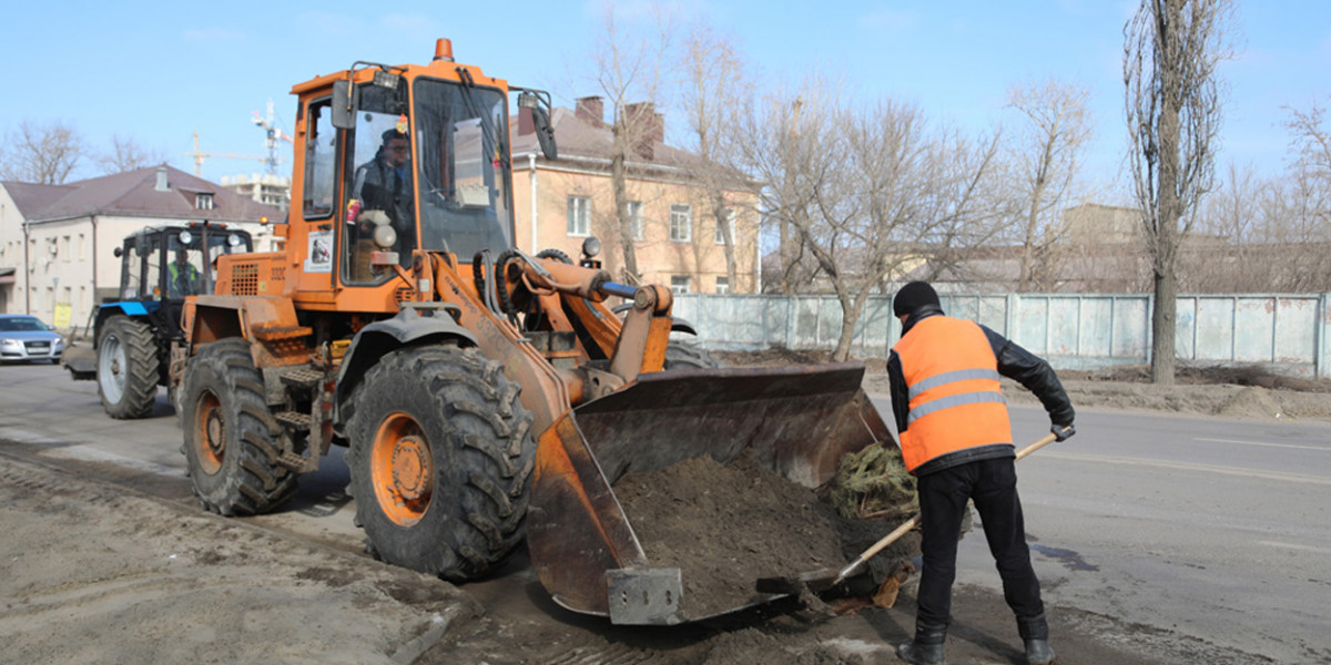 Мэр Воронежа пригласил неравнодушных горожан поучаствовать в общегородском субботнике 20 апреля