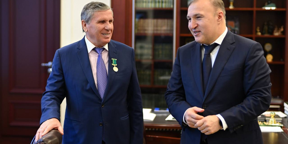 Глава Адыгеи провел встречу с председателем наблюдательного совета банка«Кубань Кредит» Пресс-служба главы Адыгеи