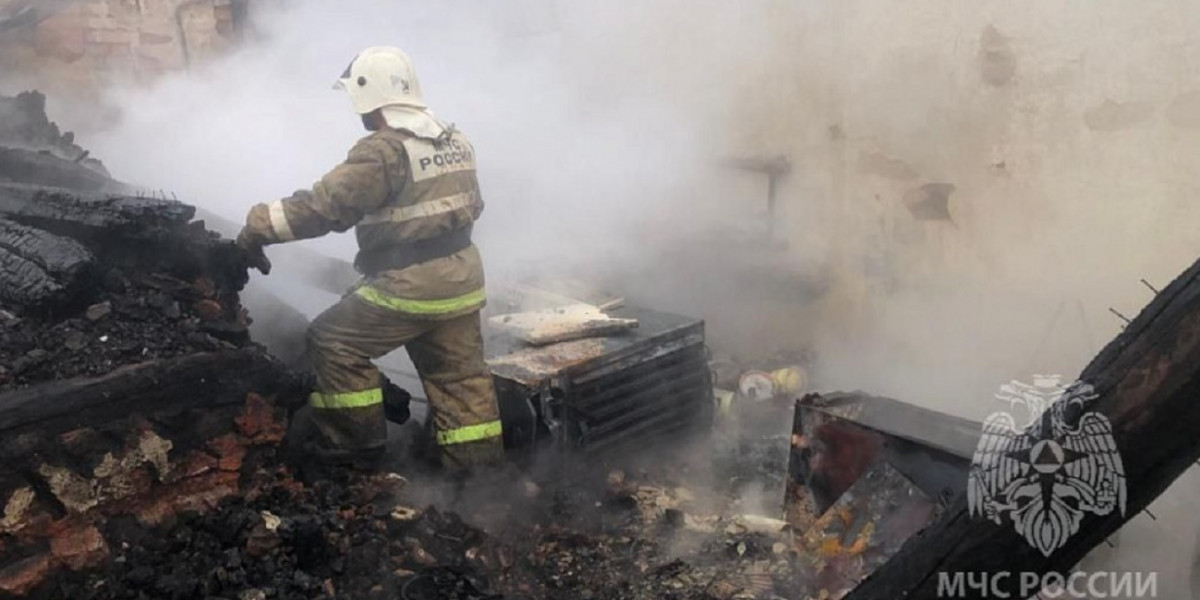 Под Саратовом на пожаре сгорел местный житель 45-лет