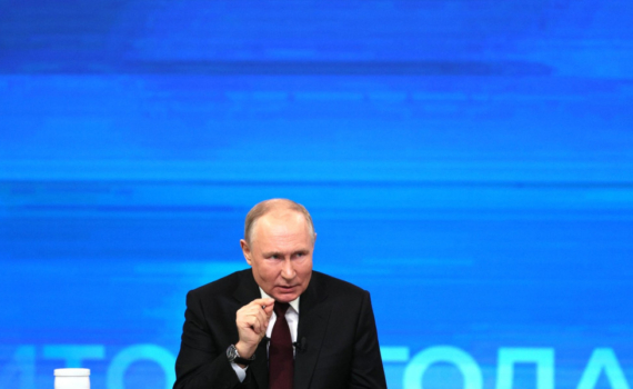 Политолог Сергей Марков назвал три возможные стратегии Владимира Путина, которые тот может использовать, чтобы донести свою позицию миру