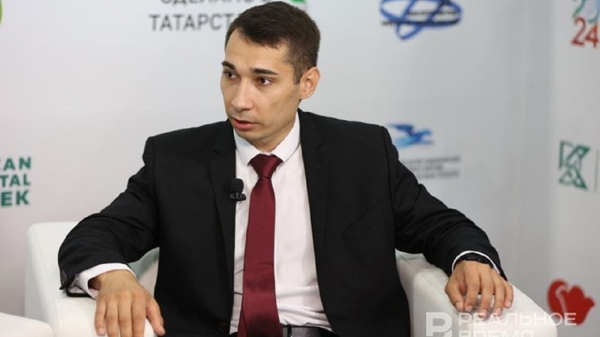 «Извлечение светлых нефтепродуктов — 93%»: на TatOilExpo Рустаму Минниханову презентовали успехи «ТАИФ-НК»