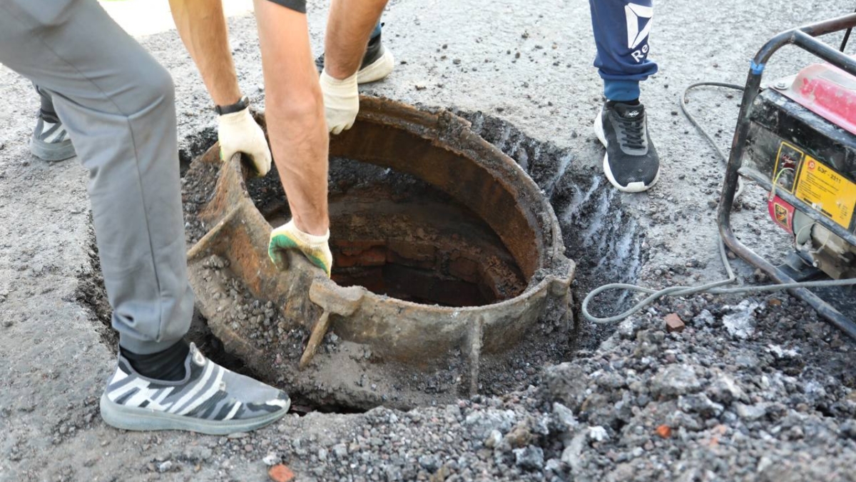 В Воронеже выполняется локальный ремонт дорожного покрытия