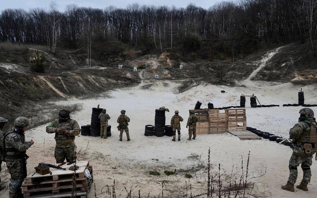 
                                    Военкор считает, что за заявлением об украинском лазере может скрываться британская DragonFire                                                                    