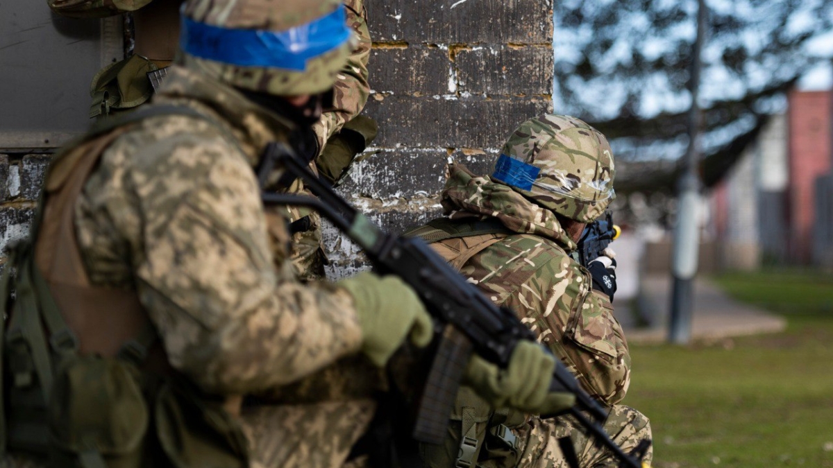 Военкоры показали кадры группы уничтоженных солдат ВСУ в окрестностях села Дачное в ДНР