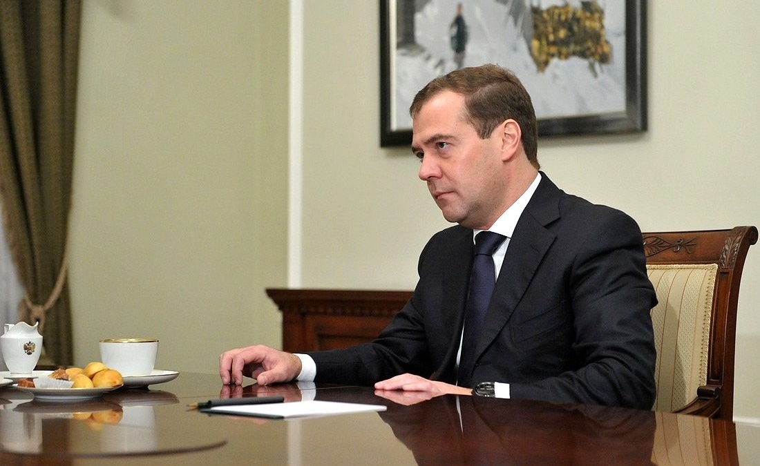 Зампред Совбеза РФ Дмитрий Медведев заявил, что американцы снова начнут поставки оружия Украине официальный сайт президента Российской Федерации kremlin.ru
