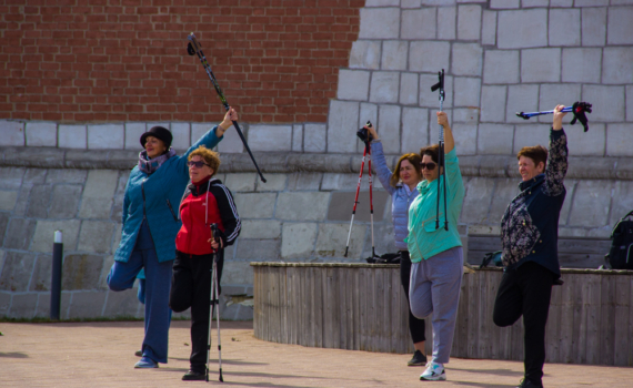 Физкультура и легкая диета: секреты долгожительства 108-летней парикмахерши из Японии
