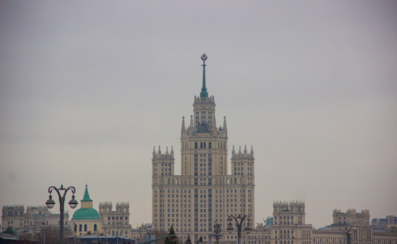 Пока мы не знаем, когда завершится конфликт России и НАТО, заявил политолог
