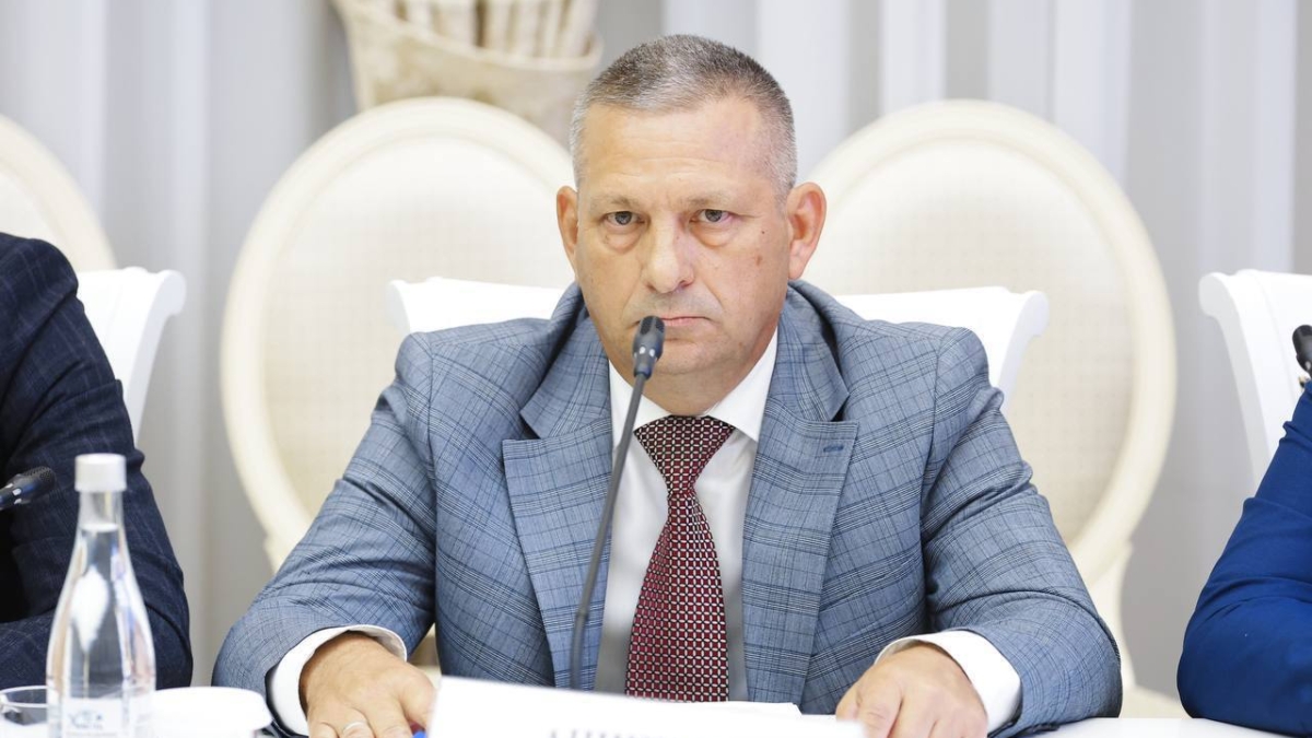 Самарский губернатор ввел новый формат работы правительства с муниципалитетами