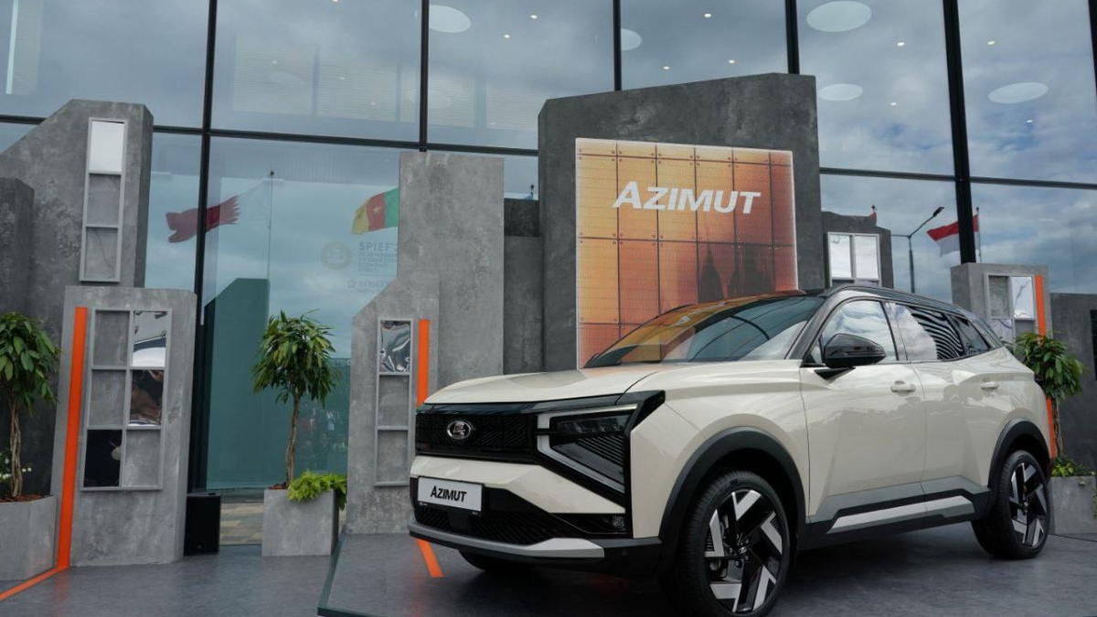 На ПМЭФ-2025 представили новый автомобиль АВТОВАЗа