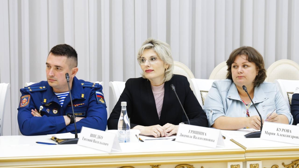 Вячеслав Федорищев провел совещание по комплексной поддержке участников СВО