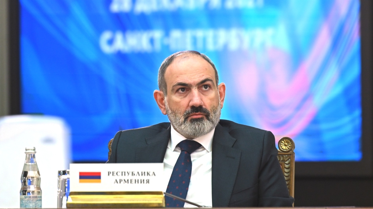 
                                    Эксперт: Пашинян разрывает ОДКБ и уничтожает Армянскую Церковь                                                                    