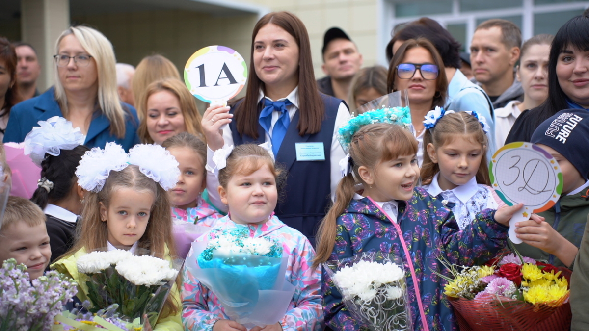Глава региона Мазур поздравил учеников и коллектив томской школы № 25 на открытии после капремонта