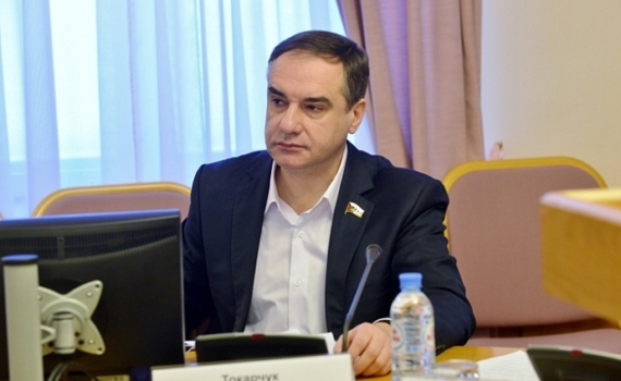 Уже «стерли до хэштега»: заммэра Салехарда Токарчук попался на мошенничестве