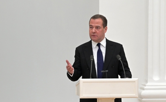 Медведев назвал главу МИД Британии Лэмми «английским придурком» — есть за что