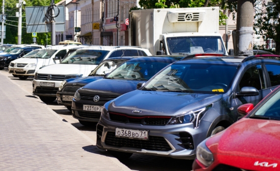 «Волга» под соусом Geely: Россия готовится к возвращению легенды, но это уже не СССР